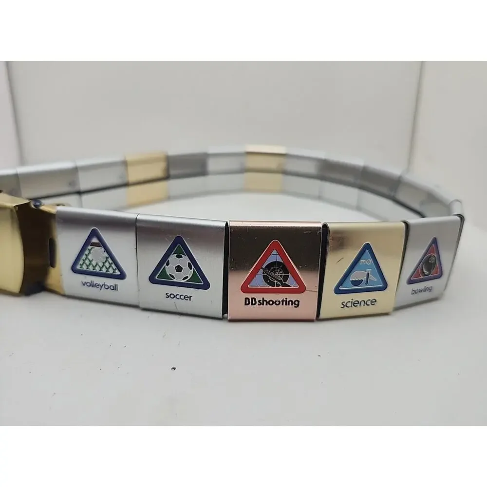 BSA Cub Scout Belt w/ Brass Buckle & 19 Merit Badges Adventure Loop Slides 31 in
